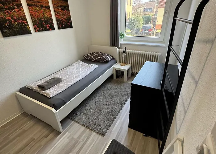 Ruhige 3-zimmerwohnung Im Norden Bremens Fuer Monteure Und Geschaeftsreisende Pm 31 Eg * Bremen