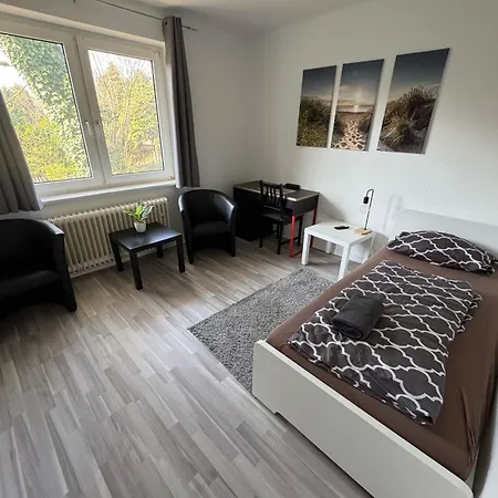 Ruhige 3-zimmerwohnung Im Norden Bremens Fuer Monteure Und Geschaeftsreisende Pm 31 Eg Apartman Bréma