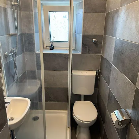 Lägenhet Ruhige 3-zimmerwohnung Im Norden Bremens Fuer Monteure Und Geschaeftsreisende Pm 31 Eg *